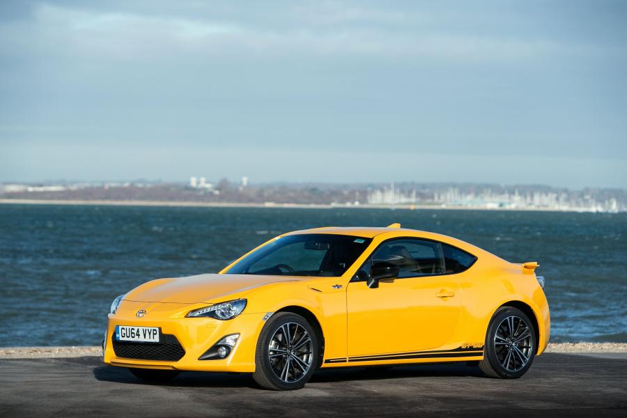 Toyota GT 86 Giallo '2014